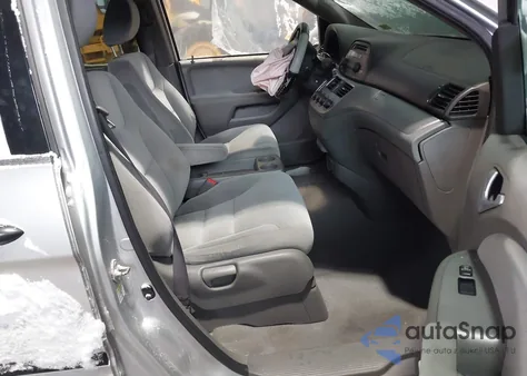 2010 Honda Odyssey Lx z USA, uszkodzony, nr VIN 5FNRL3H24AB036346